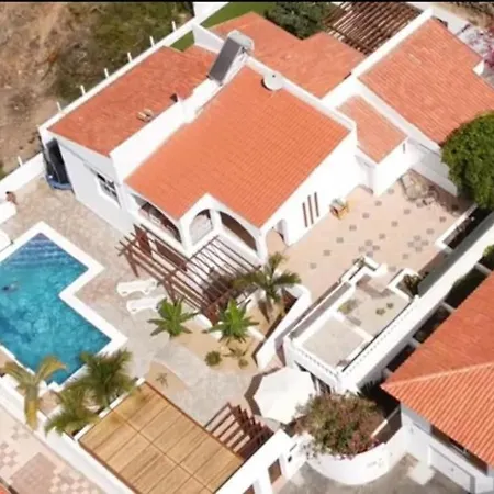 Gezellige Met Prachtig Zicht En Zwembad Arona (Tenerife)