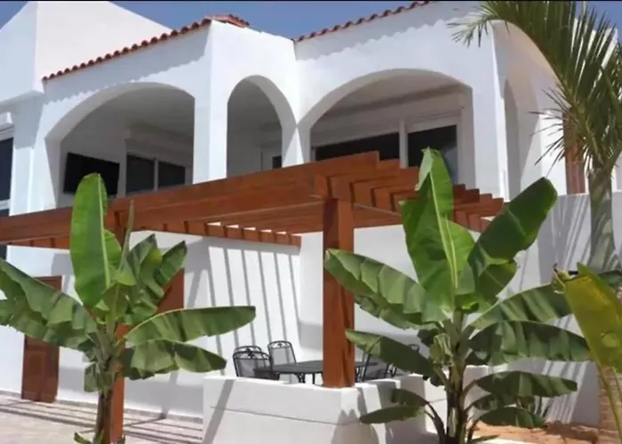 Gezellige Met Prachtig Zicht En Zwembad Villa *