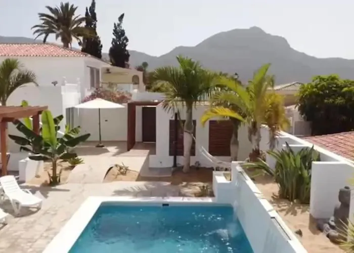 Gezellige Met Prachtig Zicht En Zwembad Villa